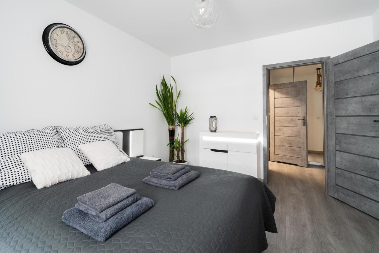 Unique Apt Eve - Free Garage Krakow Dış mekan fotoğraf