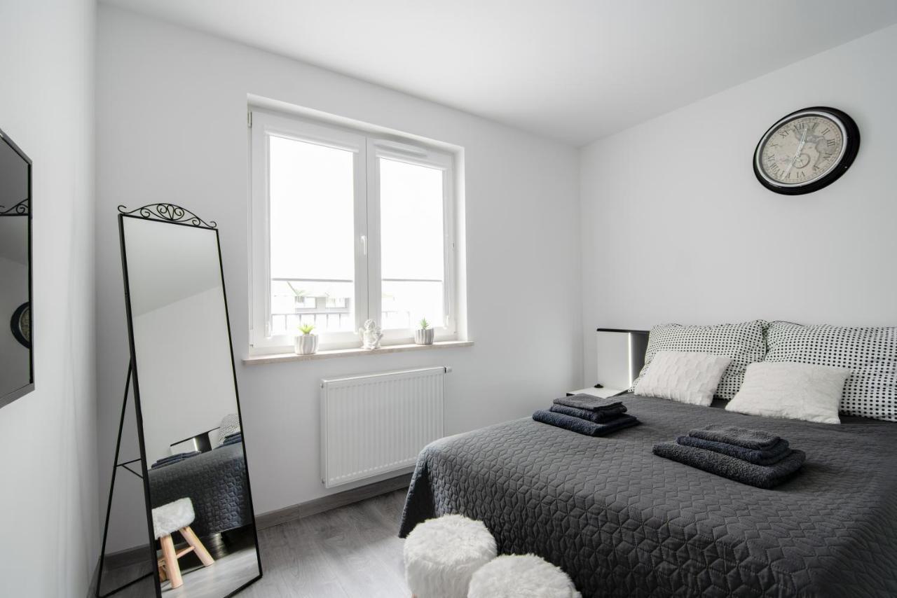 Unique Apt Eve - Free Garage Krakow Dış mekan fotoğraf